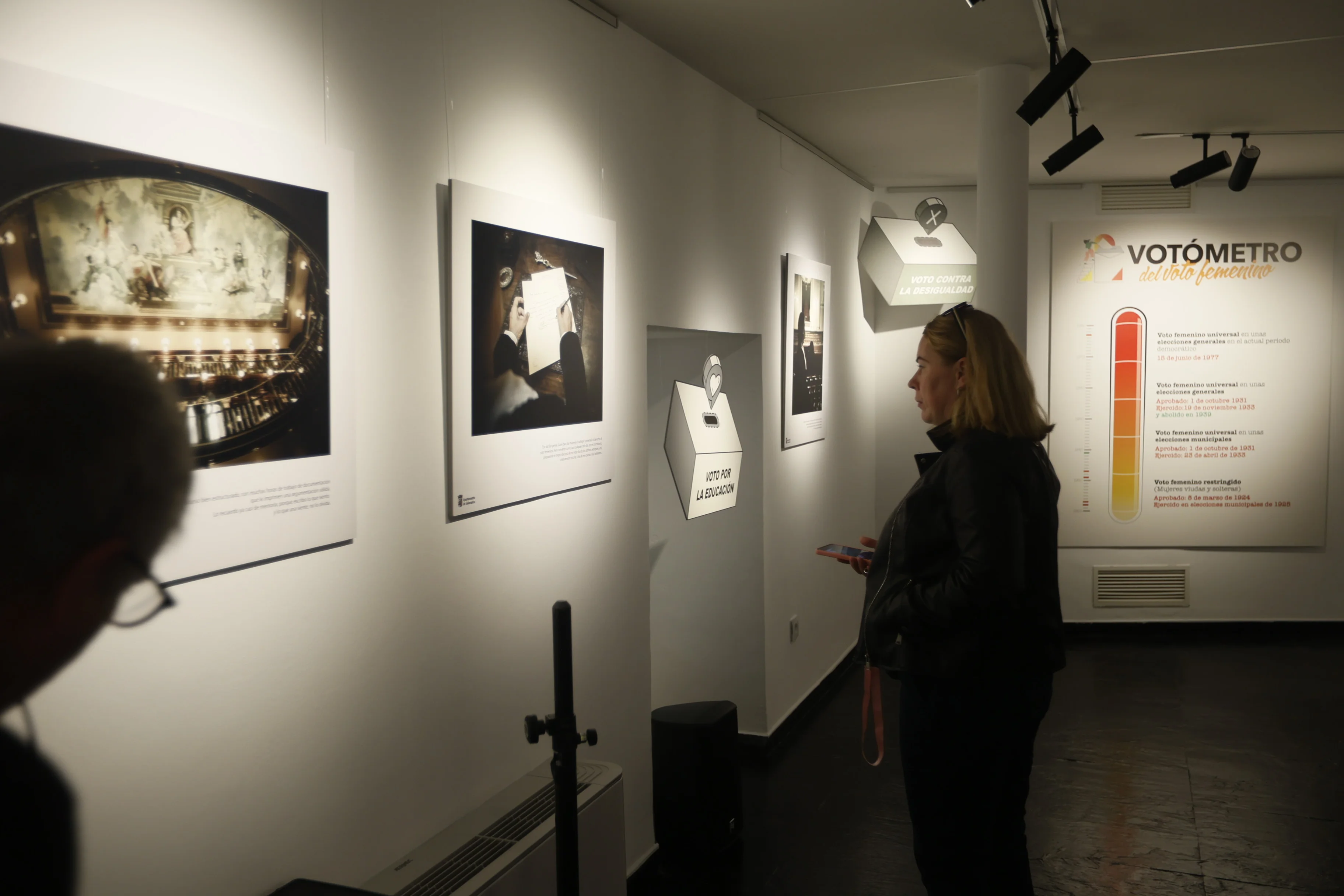 En la piel de Clara Campoamor a través de 16 imágenes que viajan al año 1931